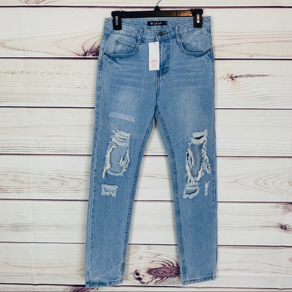 Light wash distressed boyfriend fit jean… - Picture 7 of 7